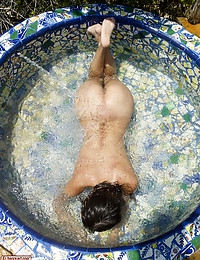 Muriel Water Massage