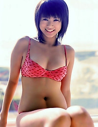 Yuka Kosaka Gorgeous gravure angel hanging out at the beach in her bikini
