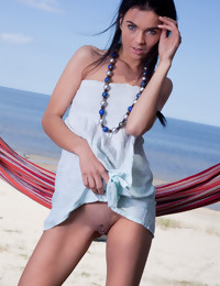  Lachia's youthful personality is like a breath of fresh air as compared to her gorgeous womanly physique.