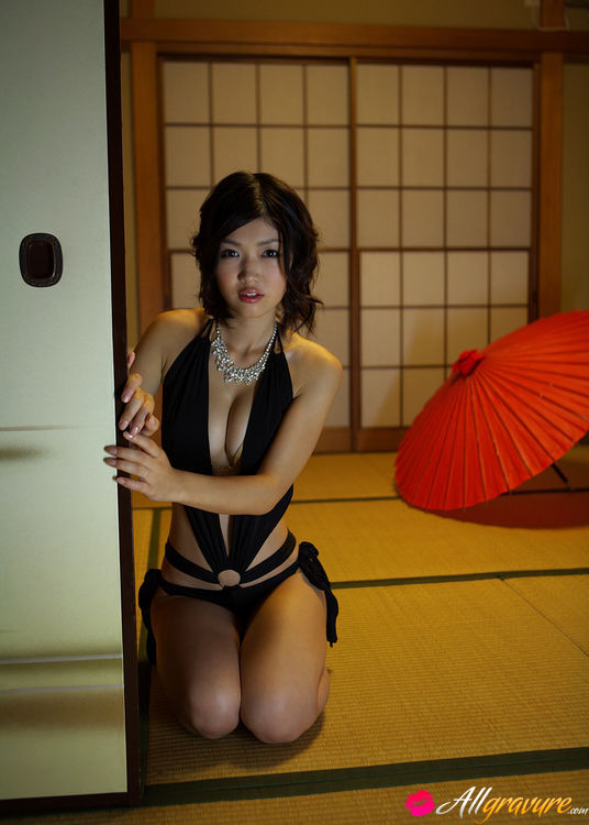 Noriko Kijima Erotic Photos