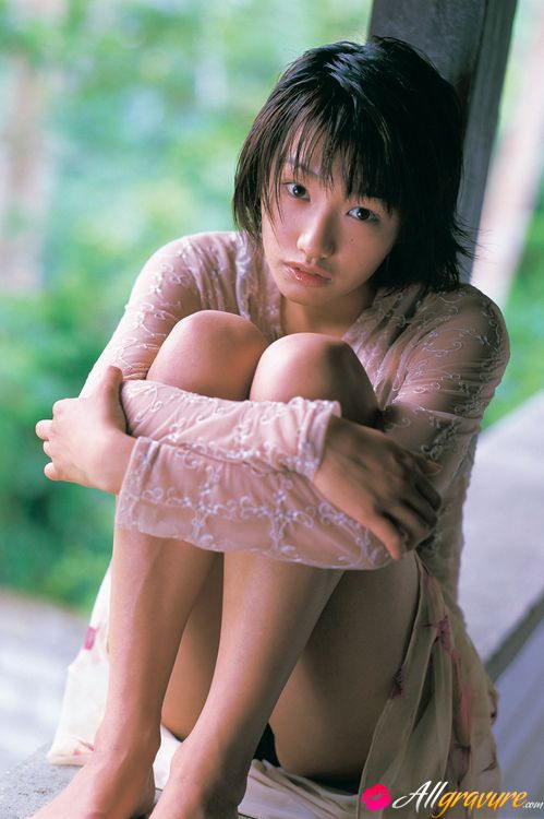 Kaori Manabe Erotic Photos