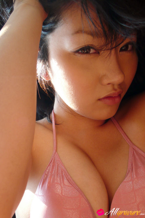 Asami Tada Erotic Photos