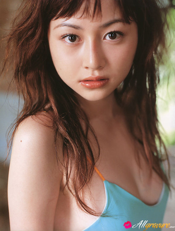Anri Sugihara Erotic Photos