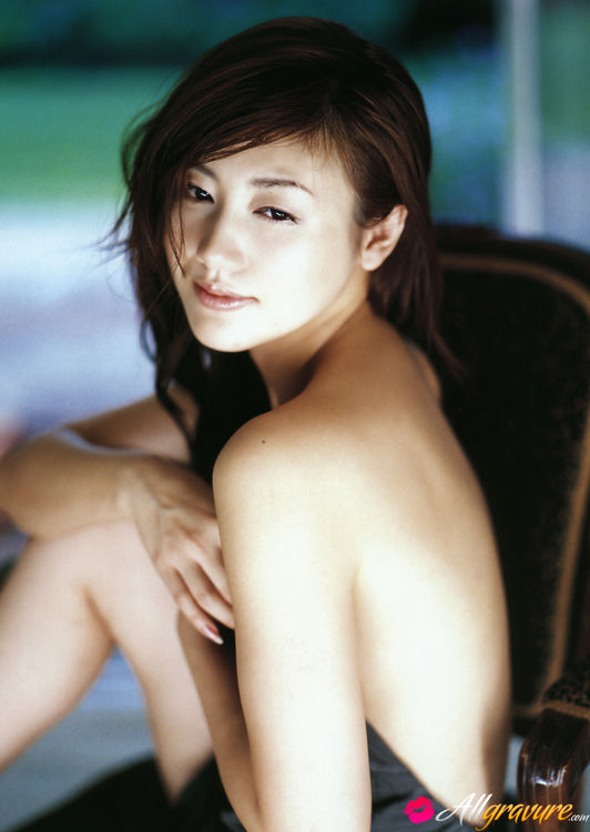 Megumi Yasu Erotic Pics