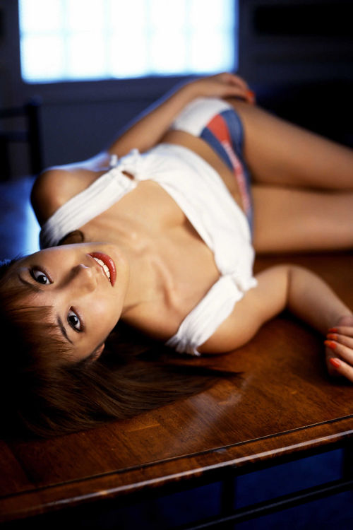 Azusa Yamamoto Erotic Photos