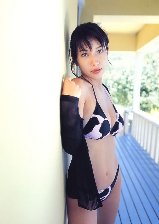 Emi Kobayashi Erotic Pics