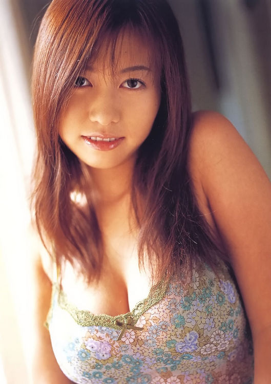 Mari Shimomura Erotic Photos
