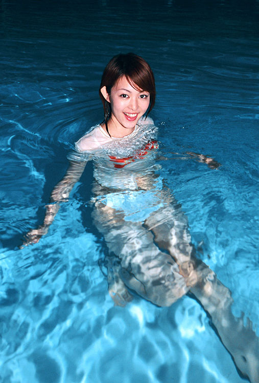 Mayuko Iwasa Erotic Photos