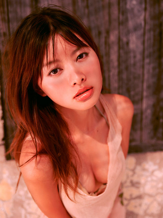 Sayaka Yoshino Erotic Photos