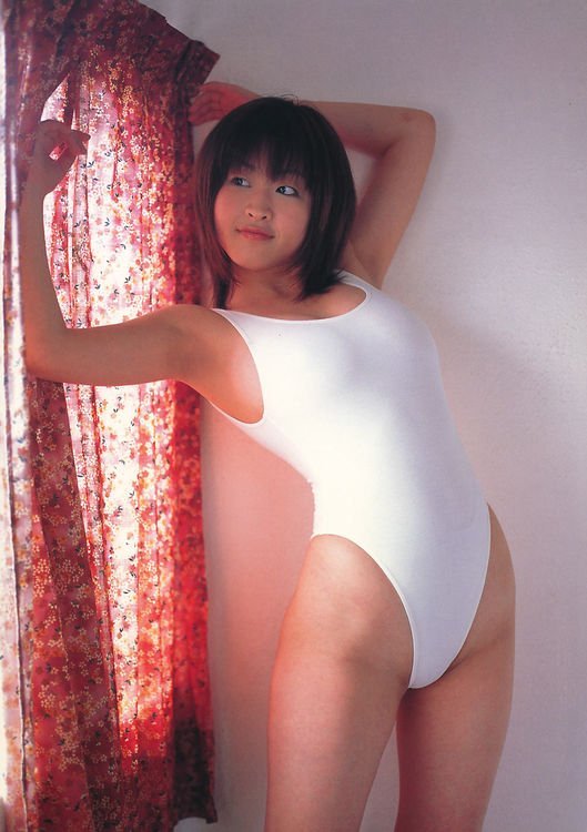 Risa Shimamoto Erotic Photos