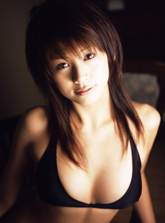 Yuka Kosaka Erotic Photos