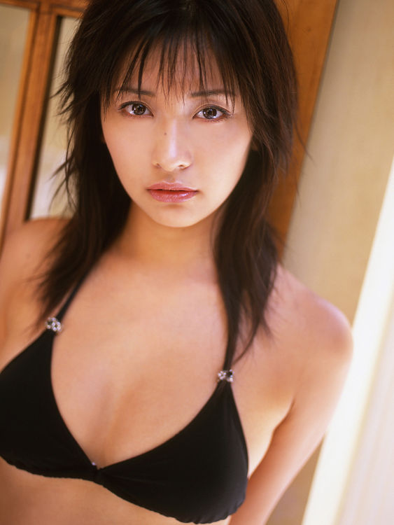 Mami Yamasaki Erotic Photos